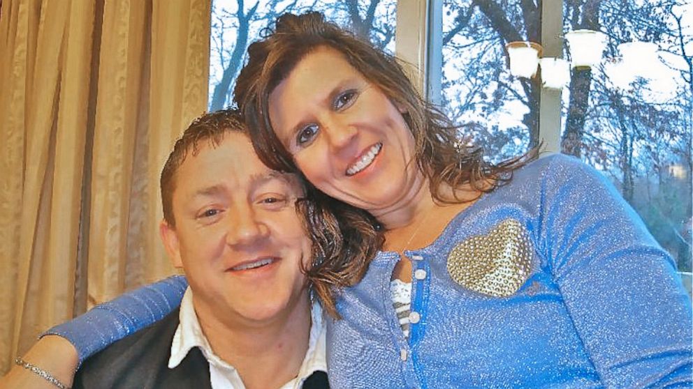 Former Marine's murder exposes wife's affair with pastor