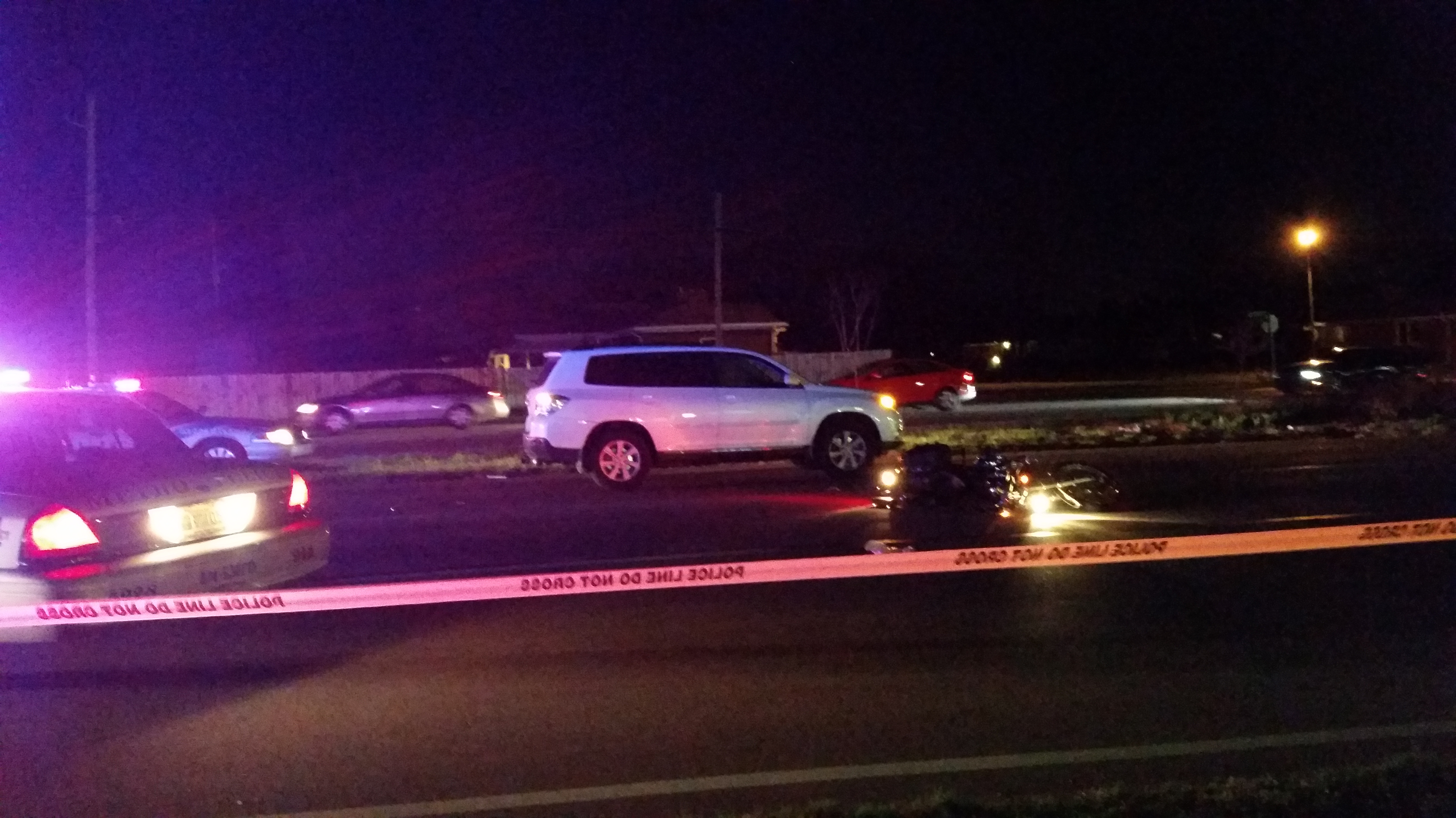 2 injured in accident near Bardstown Rd., Bashford Manor Ln.