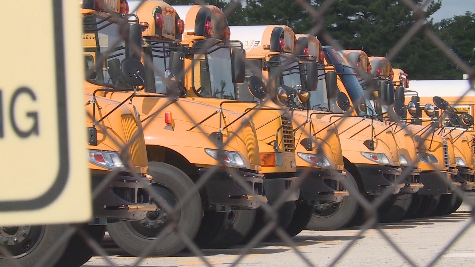 JCPS short 180 bus drivers, will increased wages make the difference