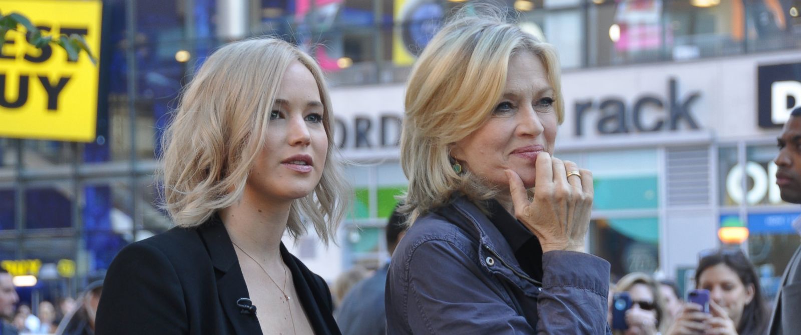 Jennifer Lawrence opens up about 'Hunger Games' ending, Amy Schumer and  speaking out on... | whas11.com