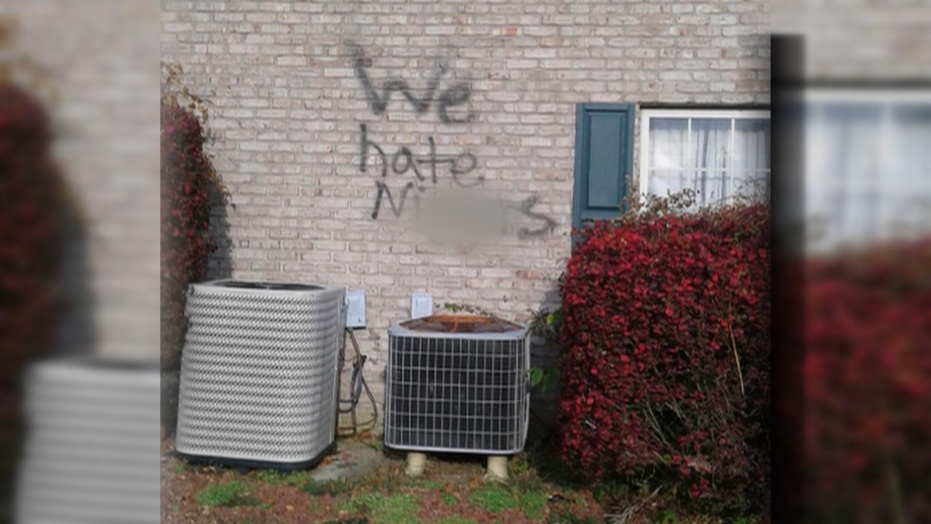 Jeffersonville apartment complex vandalized with messages of hate