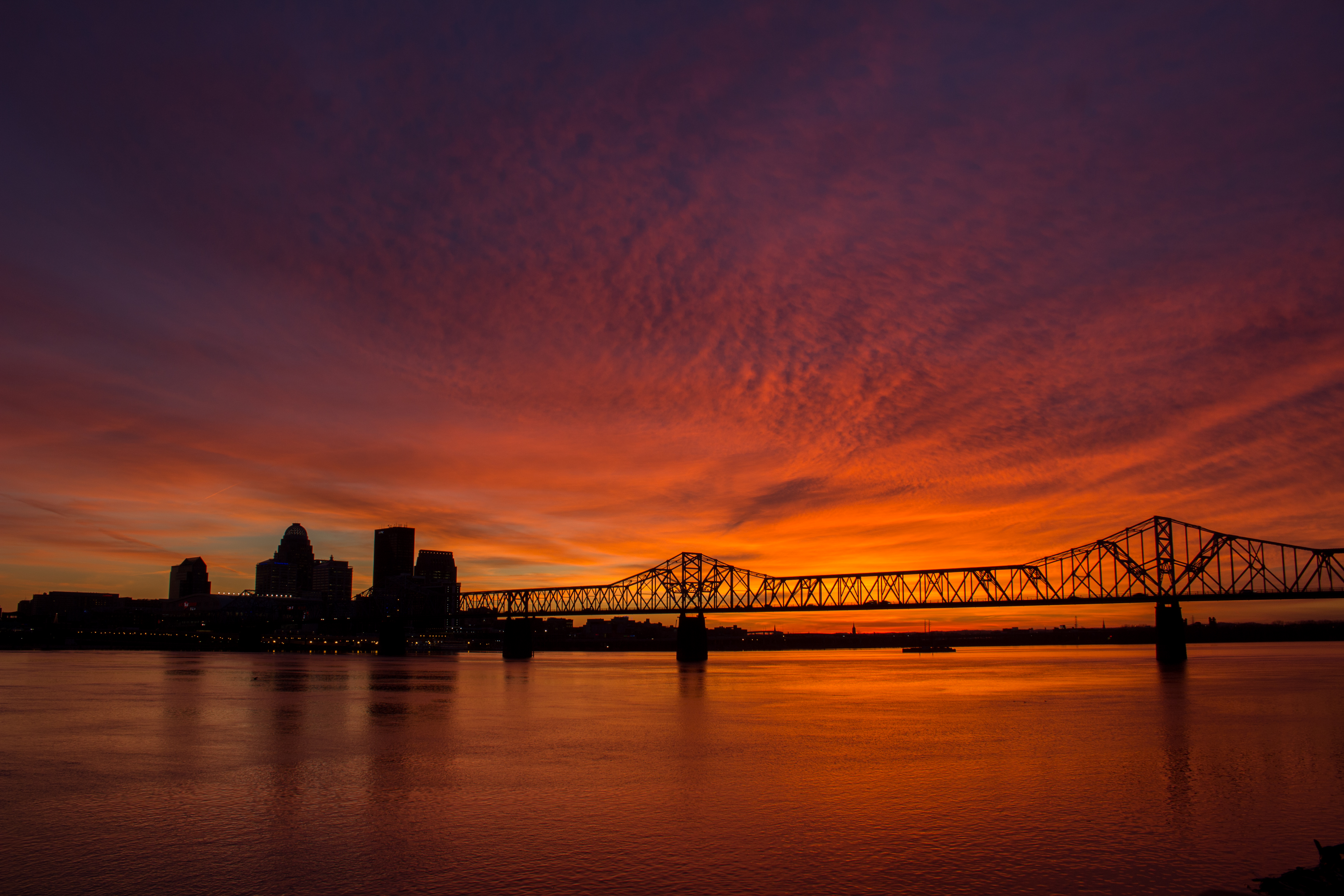 Louisville Kentucky Sunset Skyline Shot Glass
