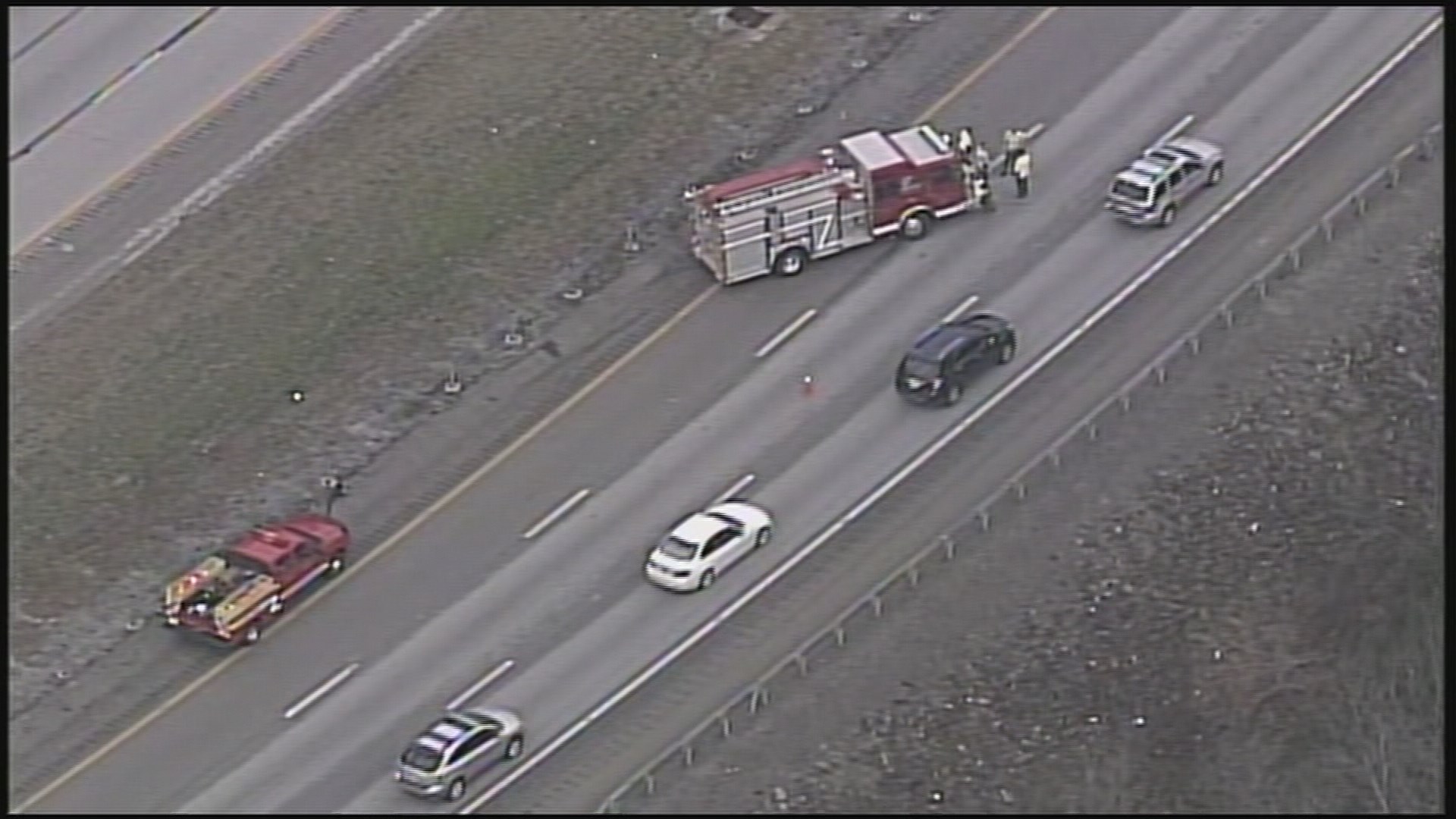Fatal Hardin Co. crash closes two lanes of I65 north