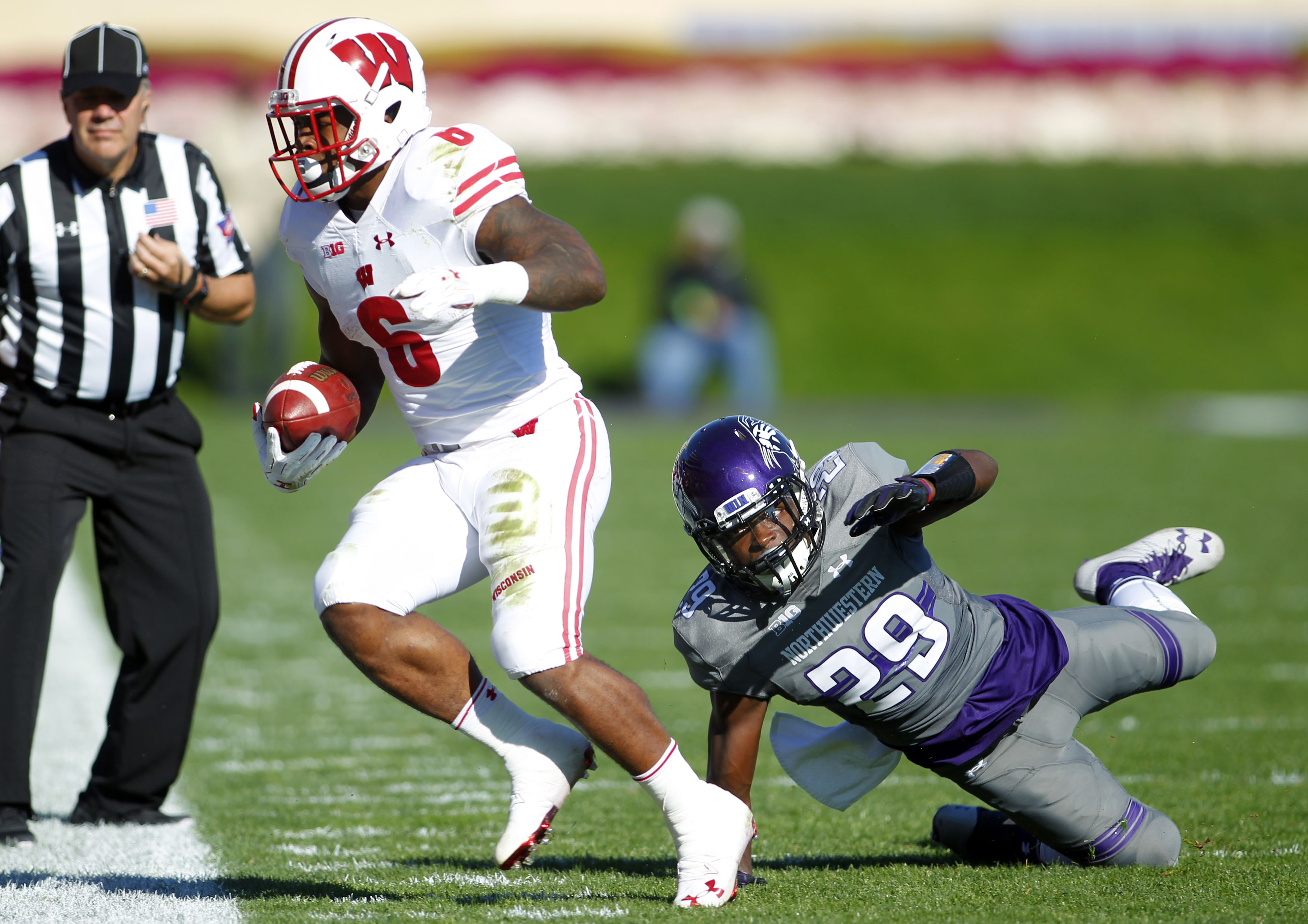 Highlight: Corey Clement rushes for a 5-yard touchdown vs. New