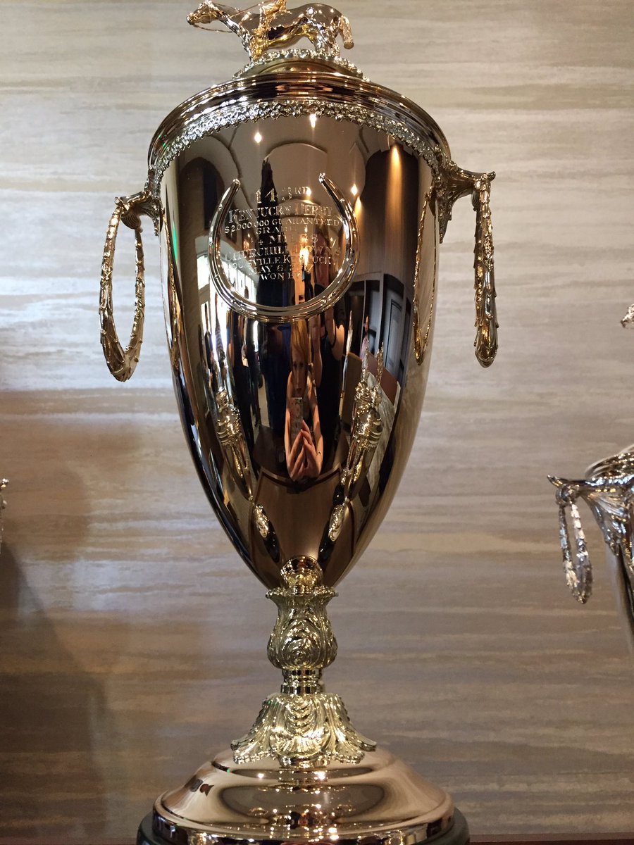 Kentucky Derby trophy arrives