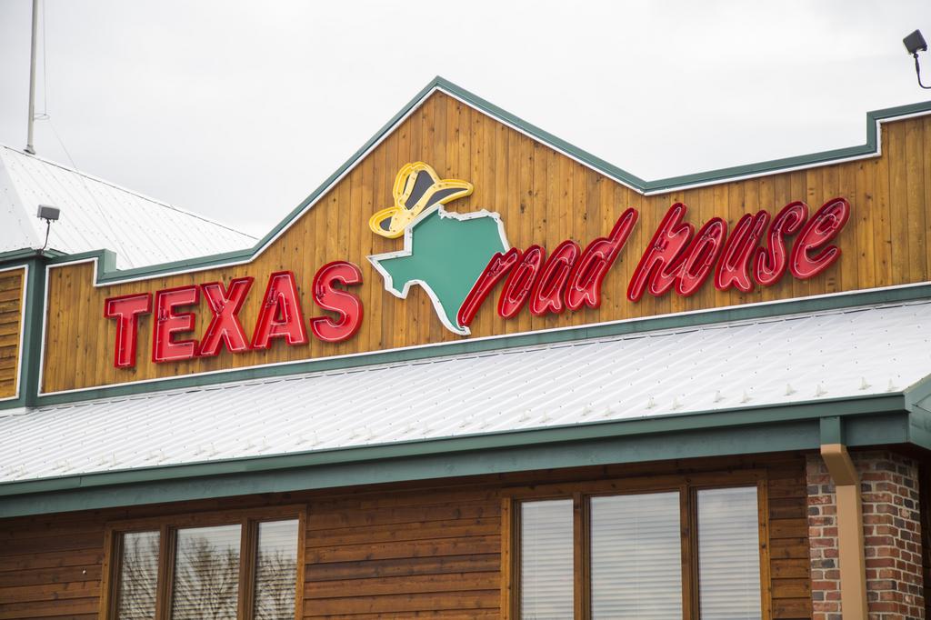 Texas Roadhouse is closing up shop in this wellknown, visible location