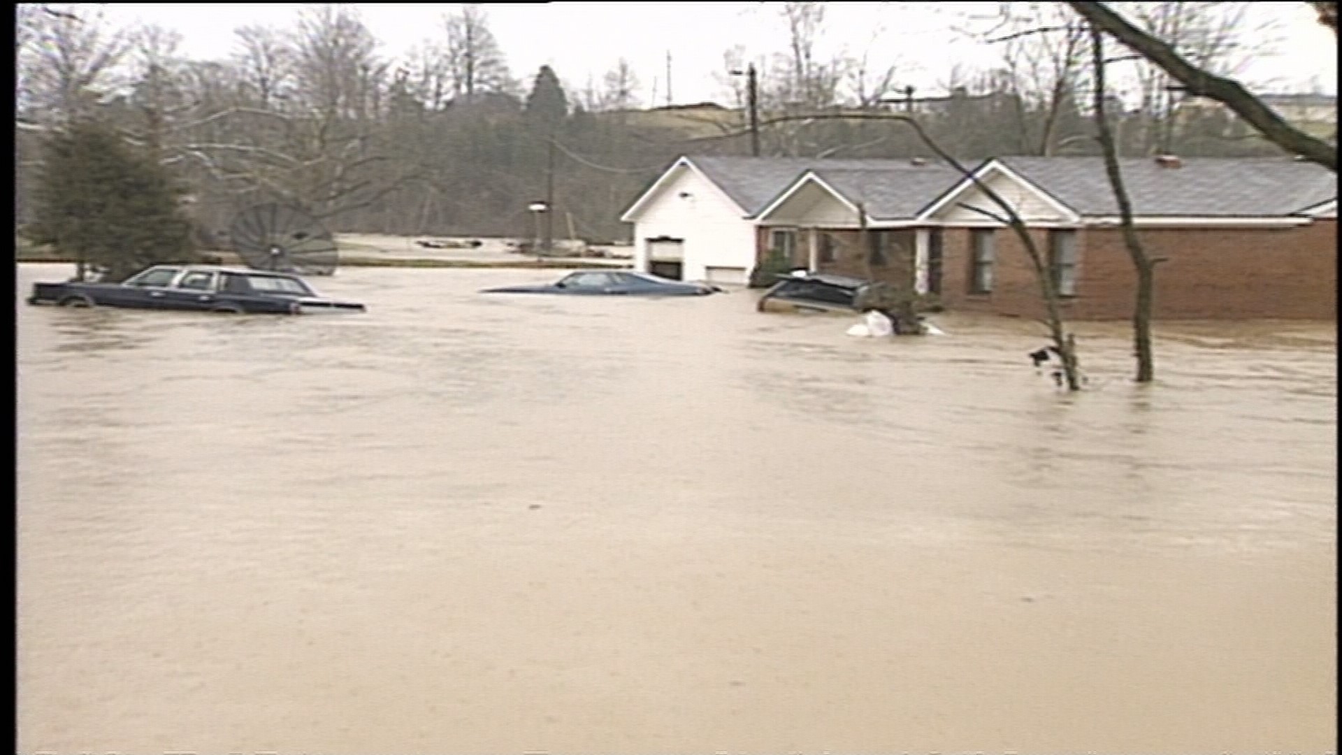 whas11.com  Remembering the 1997 flood 20 years later