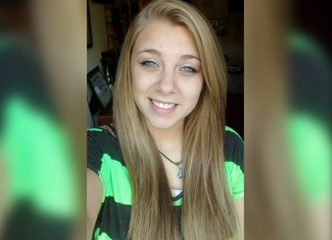 She gouged out her own eyes, now she wants to help others stay away