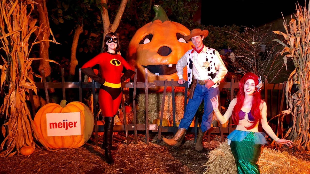 "World's Largest Halloween Party" returns to Louisville Zoo for its