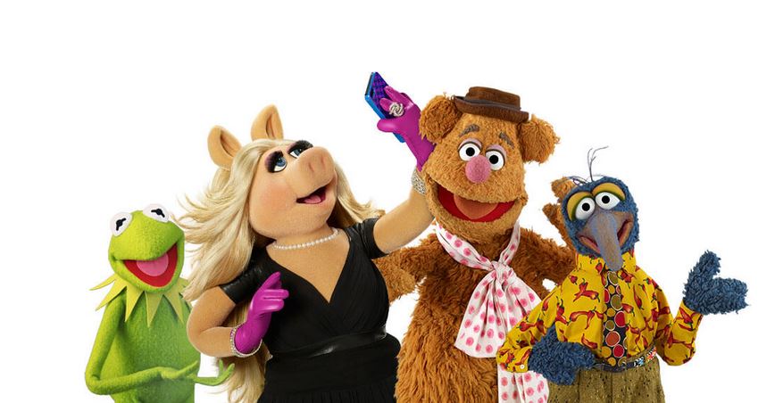 Take a selfie with your favorite Muppet! | whas11.com