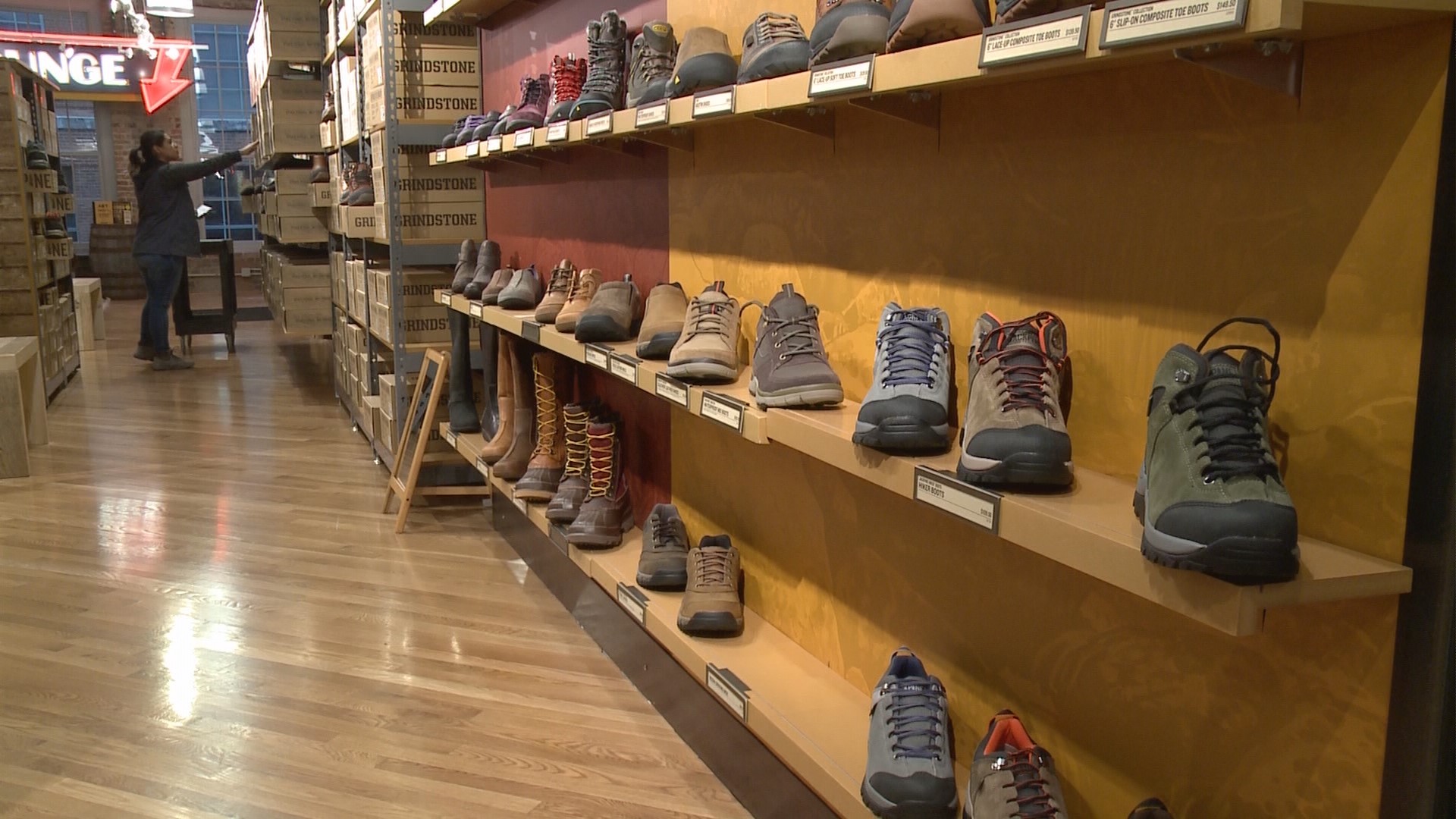 Duluth Trading Co. opens Whiskey Row location | WHAS11.com